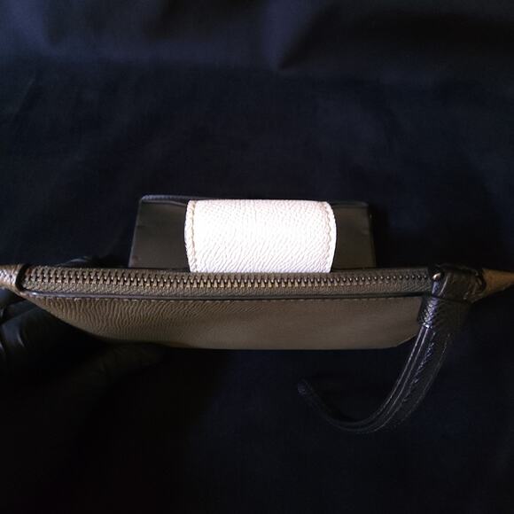 Coach Womens Crossgrain Leather Tech Phone Wallet Olive Green Wristlet - Picture 7 of 8